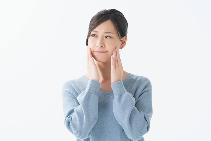 矯正後の後戻りでお悩みの方へ - 女性専門・目立たない再矯正